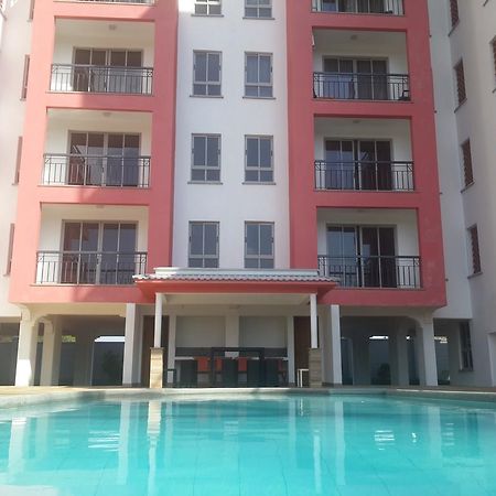 Shanzu Beach Apartment With Stunning Ocean View Mwakirunge Exterior foto