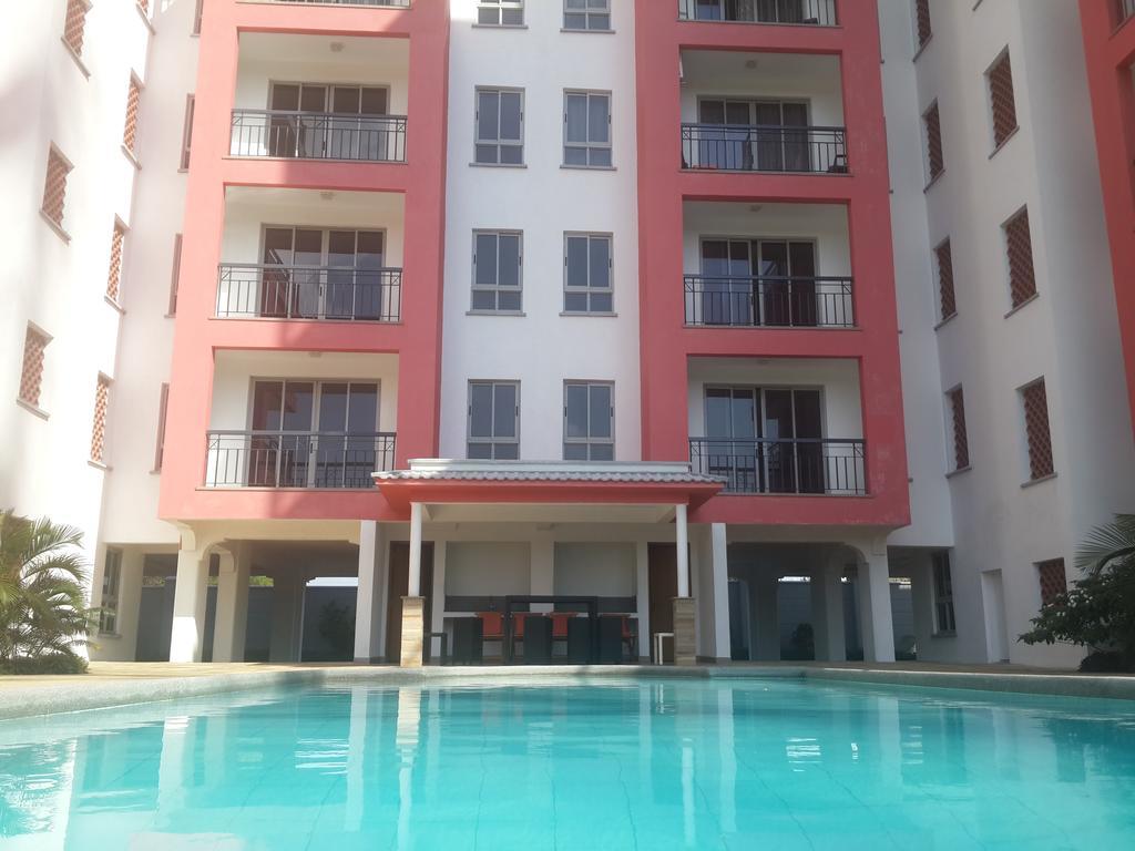 Shanzu Beach Apartment With Stunning Ocean View Mwakirunge Exterior foto